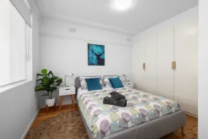 Stylish 5-Bedroom Home + Pool Near Cronulla Beach - Image 5