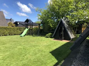 tetto della casa con 70 metri quadrati su due piani con ampio giardino, 150m alla diga - Image 2