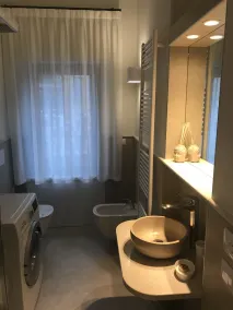 Bridesmaids' Suite - Image 2
