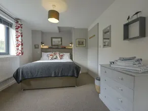 LILLEMOR, pet friendly, character holiday cottage in Whiddon Down - Image 4