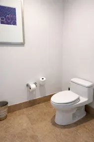 NEWLY RENOVATED 2bd at the Palm beach Marriott Singer island beach resort - Image 3