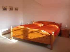 Tastefully furnished vacation apartment - Image 4