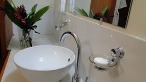 La Reserve Hotel - Image 3