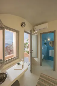 Oia Waves Cave Houses - Image 5