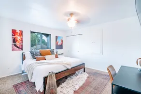 Quiet two story unit with mountain views. 5 min to Sugarhouse - Image 5