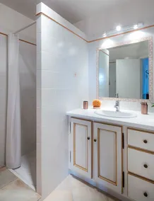 Hus på landet 'Le Cypres', opvarmet pool ved foden af ​​Mont Ventoux, WIFI - Image 2