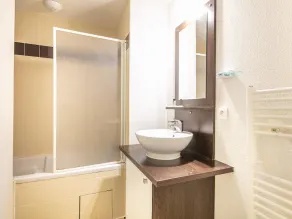 Bright apartment for 6-persons - Image 5