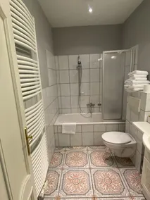 Apartment with terrace, parking, heated pool and more - Image 2