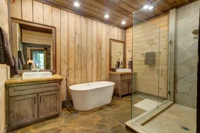Gorgeous cabin with beautiful sunsets over the Toccoa River! - Image 5