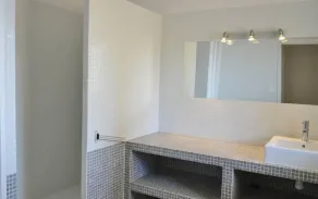 Beach House with Ocean View - Image 2