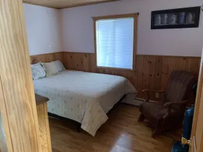 Charming 3 bedroom on Beech Hill Pond close to Ellsworth and Bar Harbor WiFi, AC - Image 3