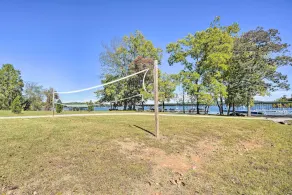 Lakefront Boating Getaway in Spring City! - Image 2