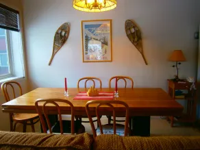 Spacieux 2 BR 2BA Sun Valley Condo, nouveaux matelas theraputic pour aider u dormir. - Image 4