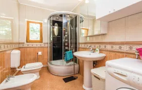 Nice Apartment In Medveja - Image 2