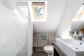 Bel appartement à 300m des plages - Image 2