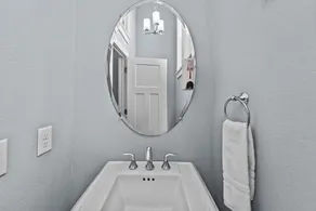 Shell Yeah A Beautiful 5 Bedroom Luxury Home w/ Private Pool - Image 2