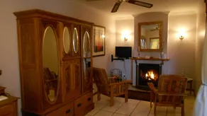 Red Mountain House - Image 2
