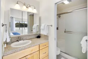 3BR 3BA Condo - Steps away from Beach, Pool and Dining! - Image 3