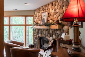 Luxury Lake Country Home · Hike · Bike · Fire pit · Boat Included : D - Image 3