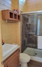 076 Tiny Home near Grand Canyon South Rim Sleeps 8 - Image 3