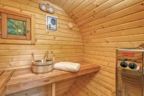 Holiday home near Zeta, own Suna, forest, lake, WLAN - Image 2