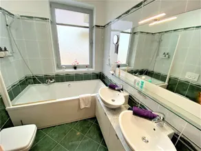 LUXURY Apartment 2 floors 3BR! +NETFLIX +HIGH-END - Image 3