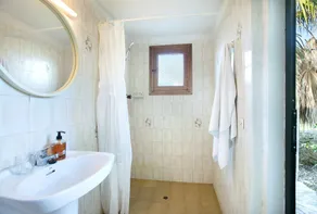 Owl Booking Villa Can Brullet - Rustic Stay - Image 4