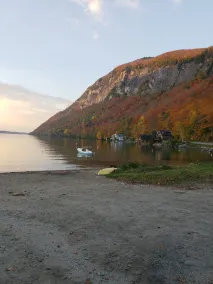 Lovely 1 bedroom guest house/apartment on Willoughby Lake with private lakefront - Image 2