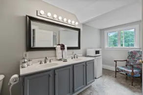\"SABINO\" 1 Bdrm Suite - Image 3