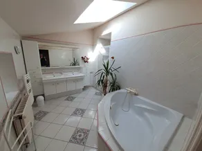 Großes Haus bietet Platz für 12 bis 14 in einem schönen Umgebung, Pool, Angeln, promenad - Image 2
