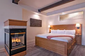 Luxury Suite - Image 2