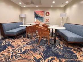 Ocean Front’s Top End Unit;  Partial Ocean View in Lanai; 1 minute walk to Beach - Image 2