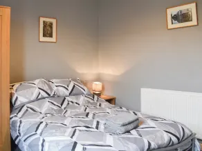 2 bedroom accommodation in York - Image 5