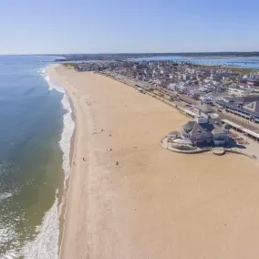 Oceanfront, private balcony with amazing panoramic views of Atlantic Ocean - Image 4