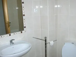 Deluxe Apartment H - Image 3