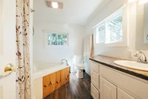Lakefront Stunning Home, only 30 min to Sugarloaf! - Image 3