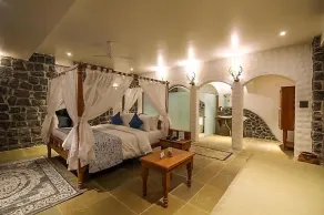 Toyam By Orchid Hotels - Image 3