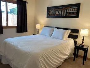 Malibu Canyon, Calabasas 1+1 Luxury Guest Suite - Image 4