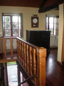 Belle maison en pierre dans un cadre paisible et rural - Image 2