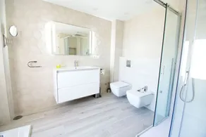 5-Bed Spanish Villa/Pool/Gardens/WIFI - Benalmadena Pueblo. Centrally located. - Image 4