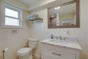 3 Mi to Onset Beach & Village! Pet-Friendly Apt - Image 2
