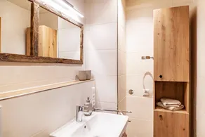 Belo apartamento de férias \"Zugspitzblick\" com vista para a montanha, Wi-Fi e varanda - Image 2
