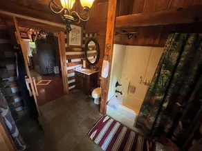 Very Private Rustic Log Cabin - Nashville Tennessee - Image 4