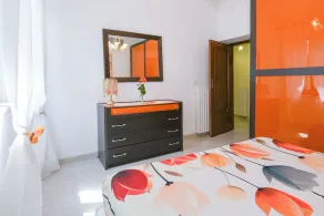 De Vivo Realty - Daisy House - Image 4