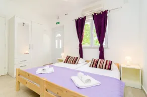 Apartments Versus- Comfort Studio Apartment with Terrace - Image 4