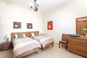 Ringway Luxurious  Private Villa , Large Sun Deck ,Heated Indoor Pool, BBQ - Image 5