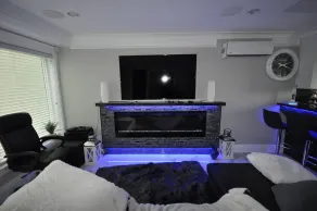 New Luxury 3 Bedroom Townhouse - Image 4
