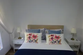 Beautiful modern apartment in the heart of Elviria - Image 3