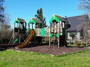 Appartamento adatto alle famiglie con terrazza e giardino | Vista sul giardino - Image 2