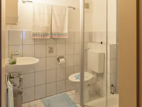 Apartment Bergblick, upper floor, 50 sqm, 2 - 5 pers., 2 sep. Bedroom, balcony - Image 2